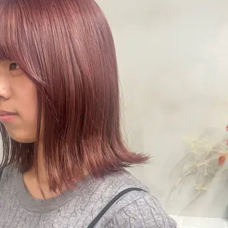 カラー momone 【Loem】のヘアスタイル
