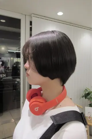 ショート カラー 艶カラー/透明感 /ヒグチアオイのヘアスタイル