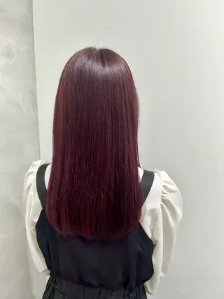 ロング カラー 山本 佳奈のヘアスタイル