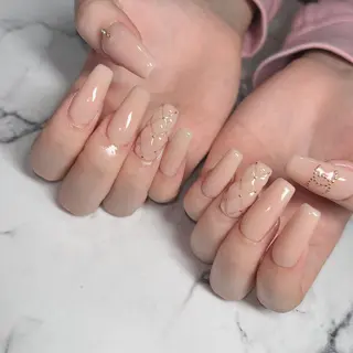 ネイル NEO Beauty Salon所属・𝐍𝐄𝐎 𝐉𝐔𝐑𝐈のネイルデザイン