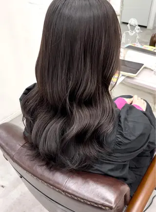 ロング カラー 天王寺髪質改善なら よしみさん✨のヘアスタイル