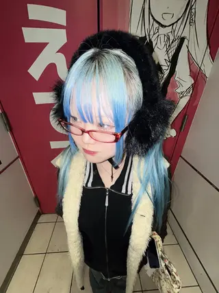 カラー 生活に馴染む デザイン/鏡ゆうかのヘアスタイル