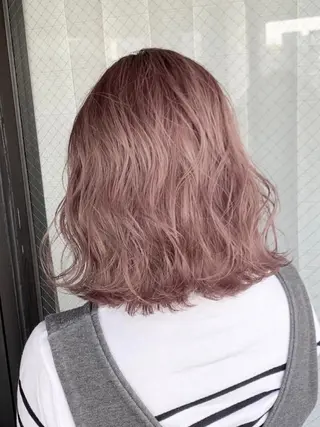 ミディアム 江坂エリア最安値◎ ブリーチ*土田のヘアスタイル