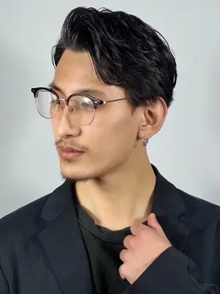 ミディアム ヒロ銀座/大槻 湧也のヘアスタイル