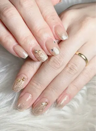 ネイル ダン ゴーゴックビックのネイルデザイン