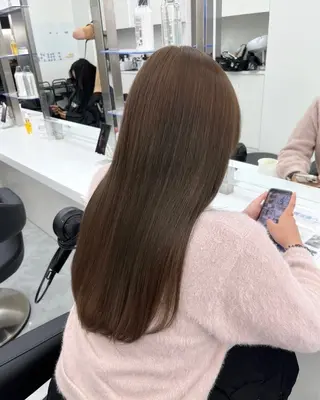 カラー 透明感ベージュ🤎 manami👒🌿のヘアスタイル