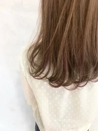 ミディアム 新井 広樹のヘアスタイル