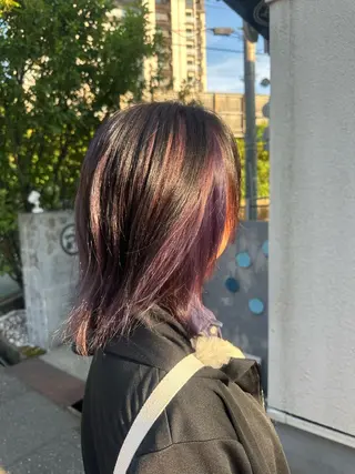ショート カラー 安達 望のヘアスタイル