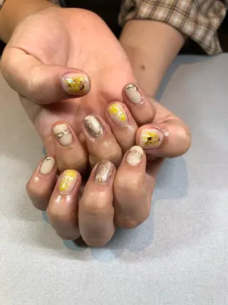 ネイル iiloo aromaworksのネイルデザイン