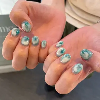 ネイル Yu_me 北堀江店所属・Yu_me 北堀江 chikaのネイルデザイン