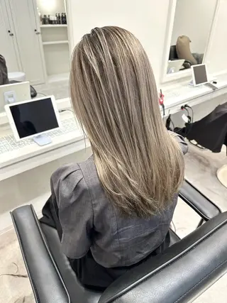 ロング カラー ヘアアレンジ SALOWIN京都河原町Suite店所属・外国人風レイヤー/ ハイトーンSHUのヘアスタイル