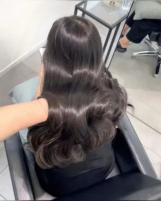 カラー 恋🎀  ︎︎のヘアスタイル