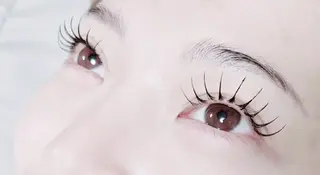 マツエク・マツパ EyelashSalon chel所属・新越谷駅徒歩1分❇️ Salon chelのマツエク・マツパデザイン