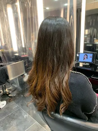ロング パーマ 艶髪/白髪ぼかし ヘッドスパ/大野結菜のヘアスタイル