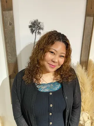 パーマ LA BELLA所属・LA BELLA マリナのヘアスタイル