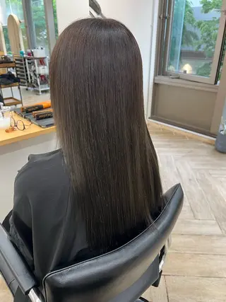 ロング カラー ベージュカラー 新潟/万代/井上佑のヘアスタイル