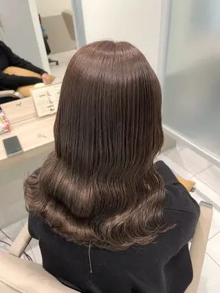 セミロング カラー Eleanor 池袋 🧸Madoka🧸のヘアスタイル