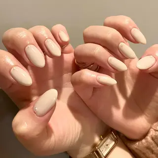 ネイル ウシク ミユキのネイルデザイン