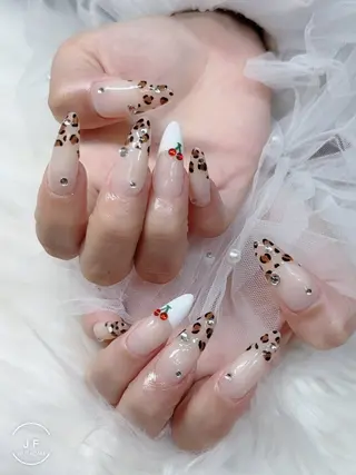 ネイル JF Beauty Salon所属・JF- Mizuhoのネイルデザイン