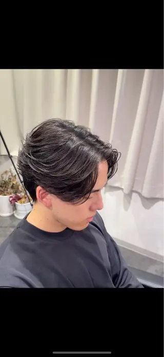 ミディアム パーマ メンズ メンズパーマ特化 美容師kouyaのヘアスタイル