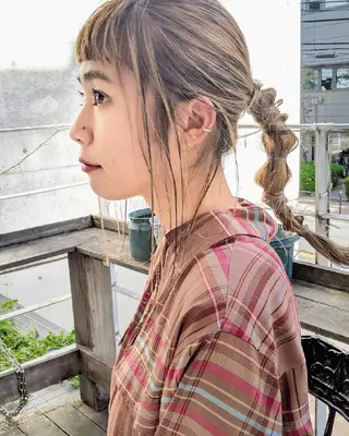 セミロング カラー ヘアアレンジ 南堀江 möwen ( メーヴェ )所属・mowen RUIのヘアスタイル