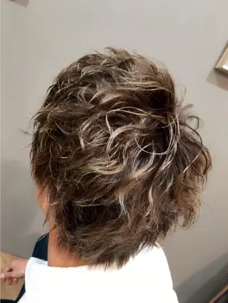 ショート カラー パーマ メンズ uno pulir所属・トップスタイリスト 永尾拓也のヘアスタイル