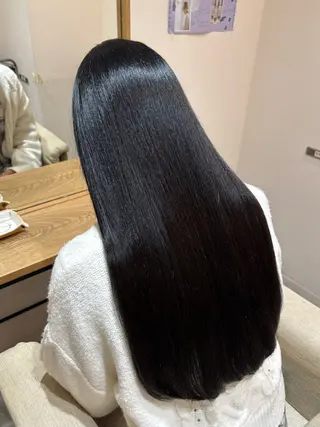 ロング カラー 太田 鈴佳のヘアスタイル