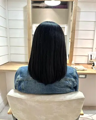 ミディアム Annie 吉田 裕美のヘアスタイル