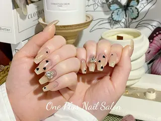 ネイル 小林 リリのネイルデザイン