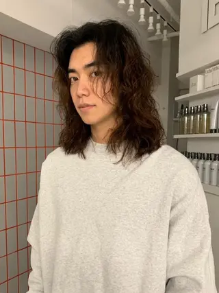 ロング パーマ メンズ 山田 京介のヘアスタイル