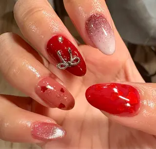 ミディアム AKINA NAIL所属・AKINA NAIL Miiのネイルデザイン
