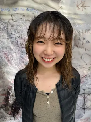 セミロング パーマ ᴘʀɪᴢᴇ 🌜 ᴀɴʀɪ 🌜のヘアスタイル