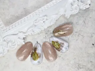 ネイル ビューティーサロン ヘゼリヒのネイルデザイン