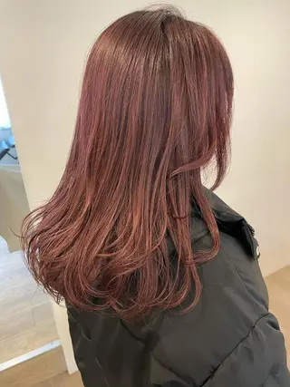 カラー 大迫 江梨のヘアスタイル