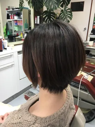 ショート ストウ ナナエのヘアスタイル