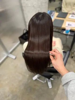 ロング WERULE pivot cross店所属・髪質改善/岡崎 亮のヘアスタイル