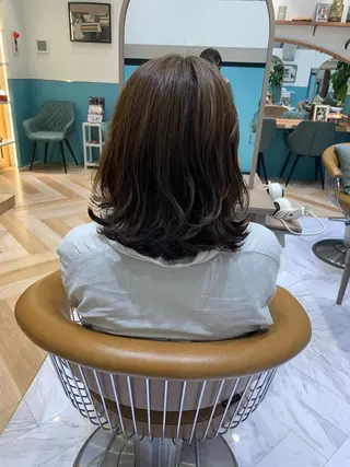 ミディアム カラー ✄個性を生かす✄ 𝒉a𝒓u𝒏aのヘアスタイル