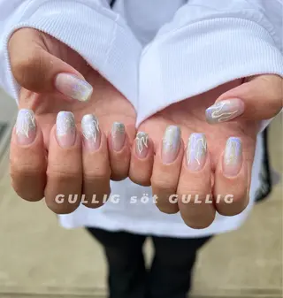 ネイル GULLIG söt GULLIGのネイルデザイン