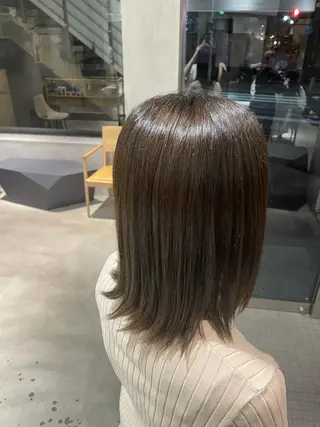 カラー 柳川 ことねのヘアスタイル