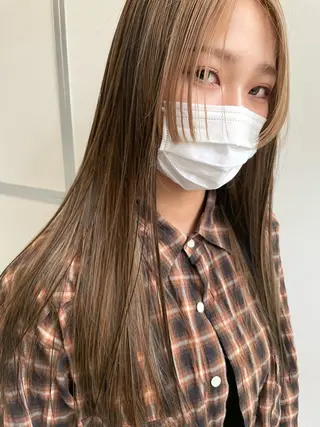 ロング カラー ill.所属・ill［イル］大須 ダブルカラー髪質改善のヘアスタイル