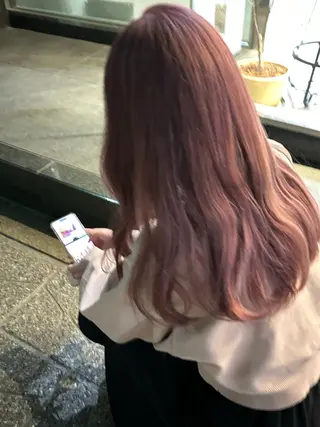 ロング カラー 🍓ハイトーンカラー 🎀nene🍓のヘアスタイル