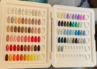 ネイル 大塚眉毛|ハンドケア |肌管理の眉毛・アイブロウイメージ