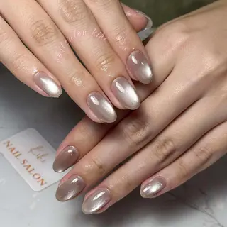 ネイル ユリ🎀長さだし/ パラジェル/持ち込みのネイルデザイン