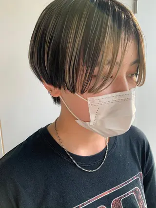 ショート nuu所属・💜ショート💜 ウルフ、ボブ二色亜美のヘアスタイル