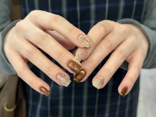 ミディアム AMI 下北沢駅徒歩3分のネイルデザイン