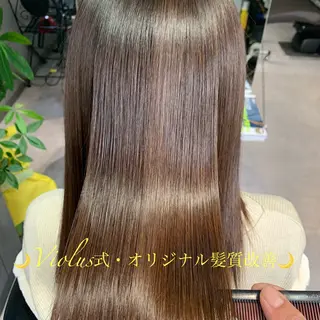 ロング ディレクター鮫島 俊介のヘアスタイル