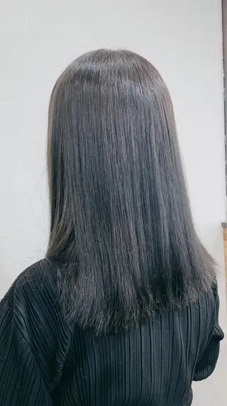 セミロング カラー かんばら りょーいのヘアスタイル