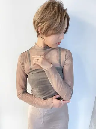 ショート mua 鳳のヘアスタイル