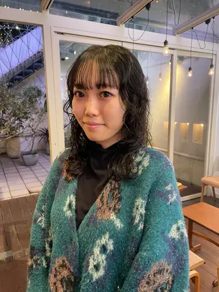 セミロング パーマ 🪽艶感× hair |kazaneのヘアスタイル