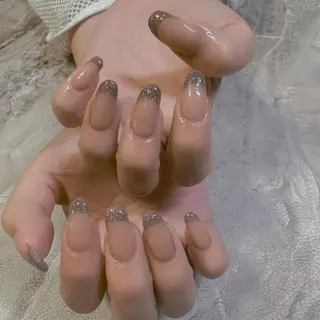 ネイル Chiara チップ長さ出しのネイルデザイン